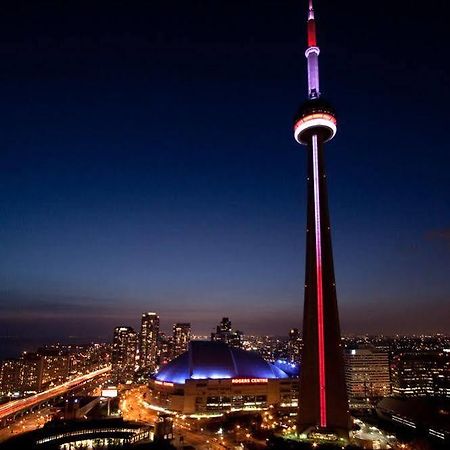 Napa Furnished Suites At Cn Tower & Maple Leaf Square Toronto Esterno foto