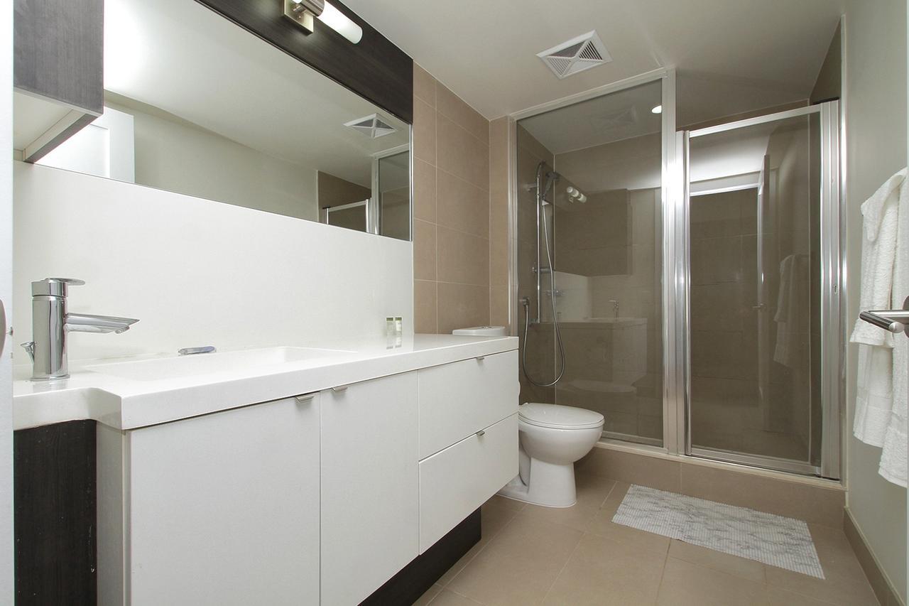 Napa Furnished Suites At Cn Tower & Maple Leaf Square Toronto Esterno foto