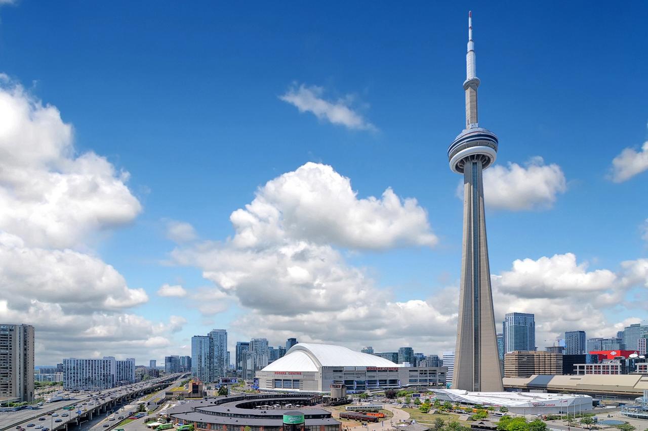 Napa Furnished Suites At Cn Tower & Maple Leaf Square Toronto Esterno foto