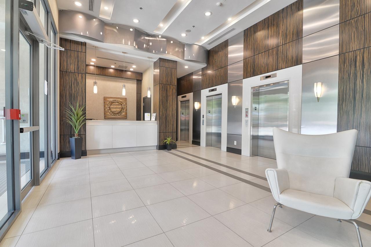 Napa Furnished Suites At Cn Tower & Maple Leaf Square Toronto Esterno foto