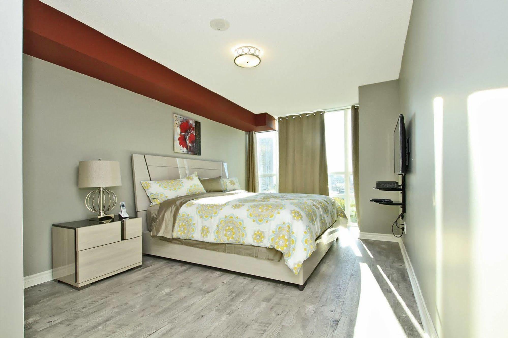 Napa Furnished Suites At Cn Tower & Maple Leaf Square Toronto Esterno foto
